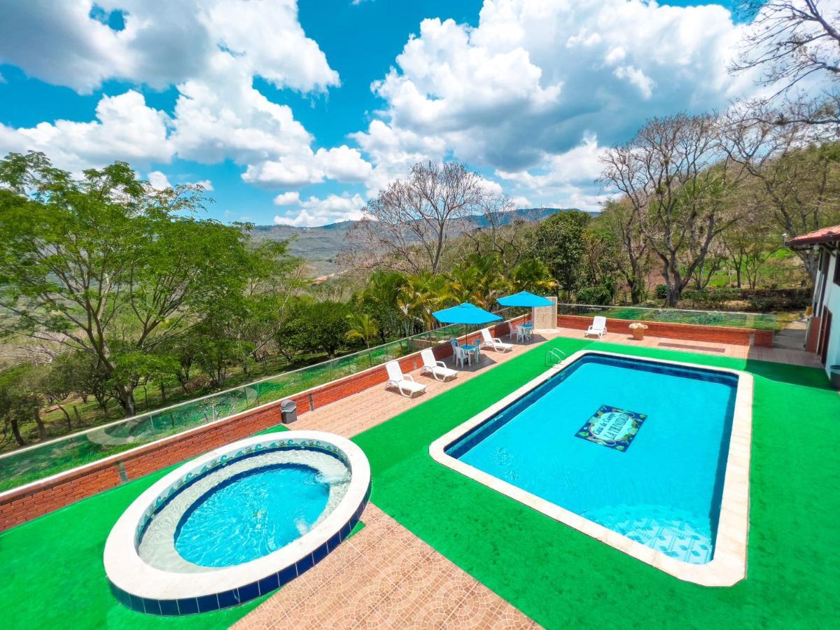 Hotel Campestre La Trinidad San Gil Esterno foto